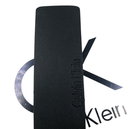 Schwarzer Ledergürtel mit austauschbarer Doppelschnalle