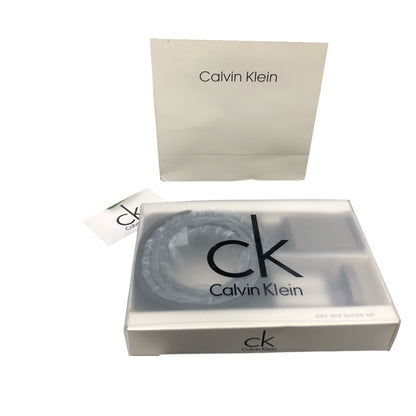 Schwarzer Ledergürtel mit austauschbarer Doppelschnalle